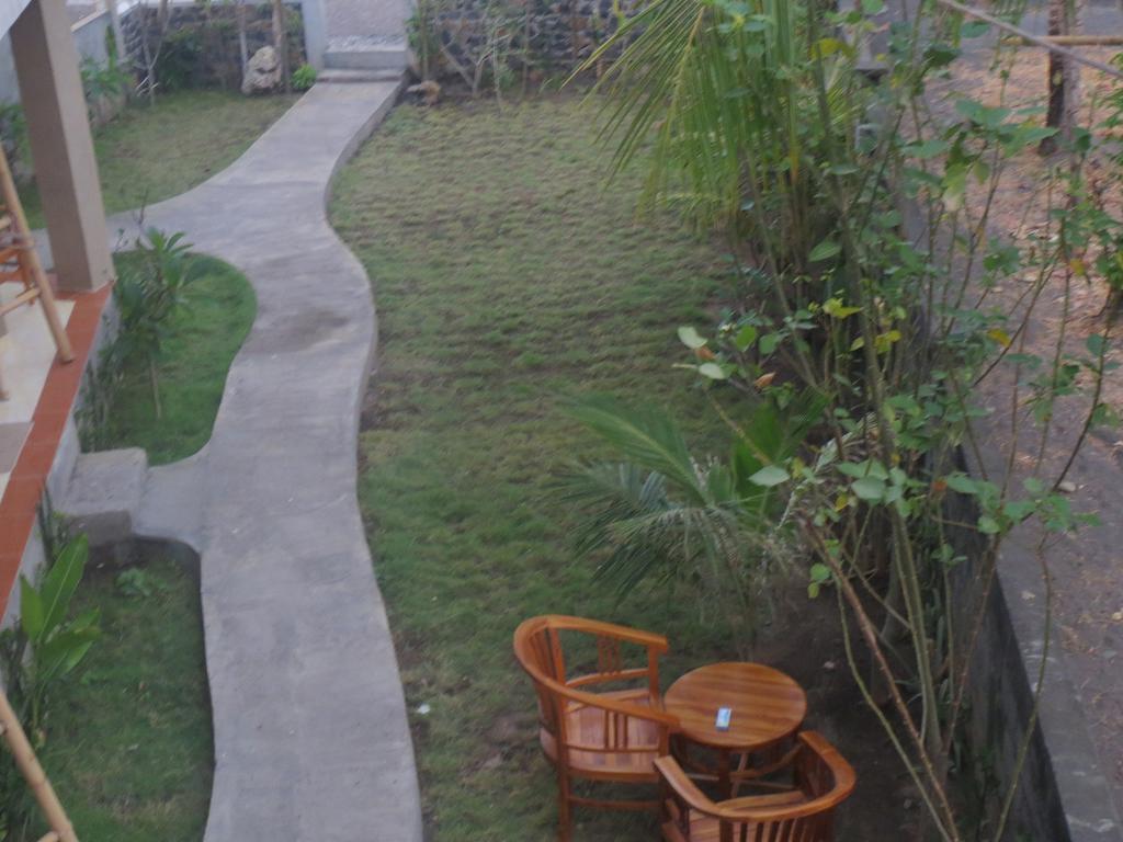 Amed Sari Beach Guesthouse Buitenkant foto