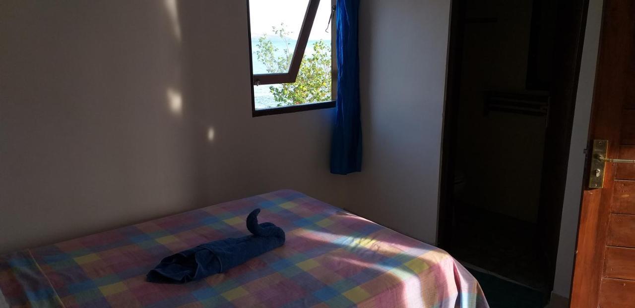 Amed Sari Beach Guesthouse Buitenkant foto