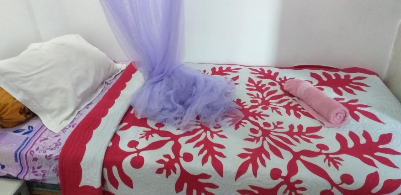 Amed Sari Beach Guesthouse Buitenkant foto
